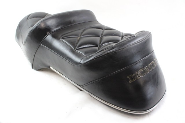 HONDA GOLD WING GL 1100 77200463000 SELLA 80 - 83 SEAT