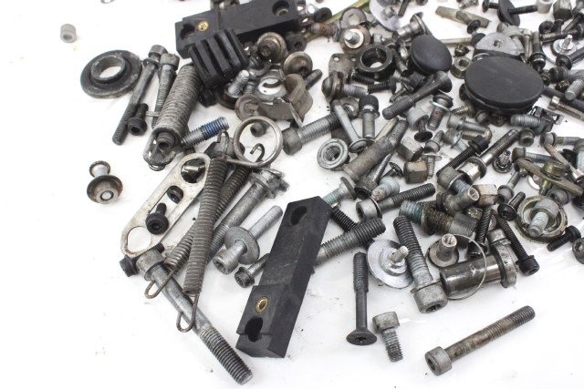BMW R 1150 R SET MISTO VITI R28 99 - 07 BOLTS SET