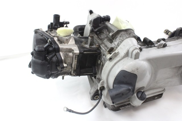 PIAGGIO HEXAGON 125 4T M201N MOTORE KM 38.000 02 - 03 ENGINE