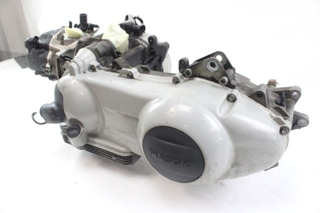 PIAGGIO HEXAGON 125 4T M201N MOTORE KM 38.000 02 - 03 ENGINE