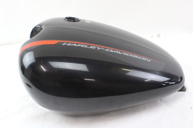 HARLEY DAVIDSON STREET ROD 750 61000500EKI SERBATOIO BENZINA XG750 17 - 20 FUEL TANK PICCOLE AMMACCATURE